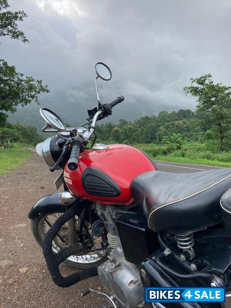 Royal Enfield Classic 350 Redditch Red