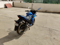Blue Suzuki Gixxer SF