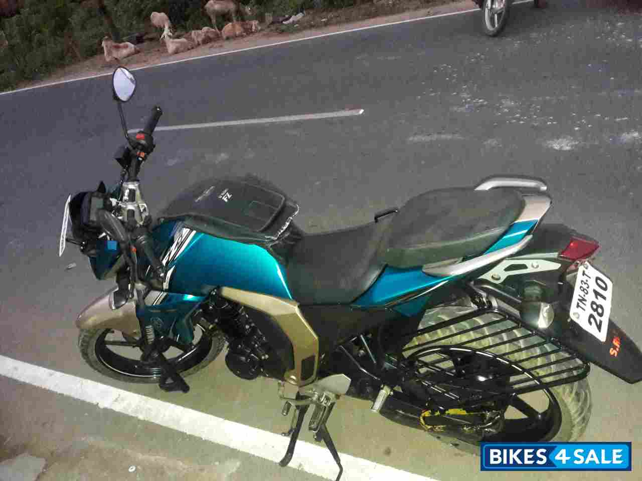 Lightning Cyan Yamaha FZ-S FI V2