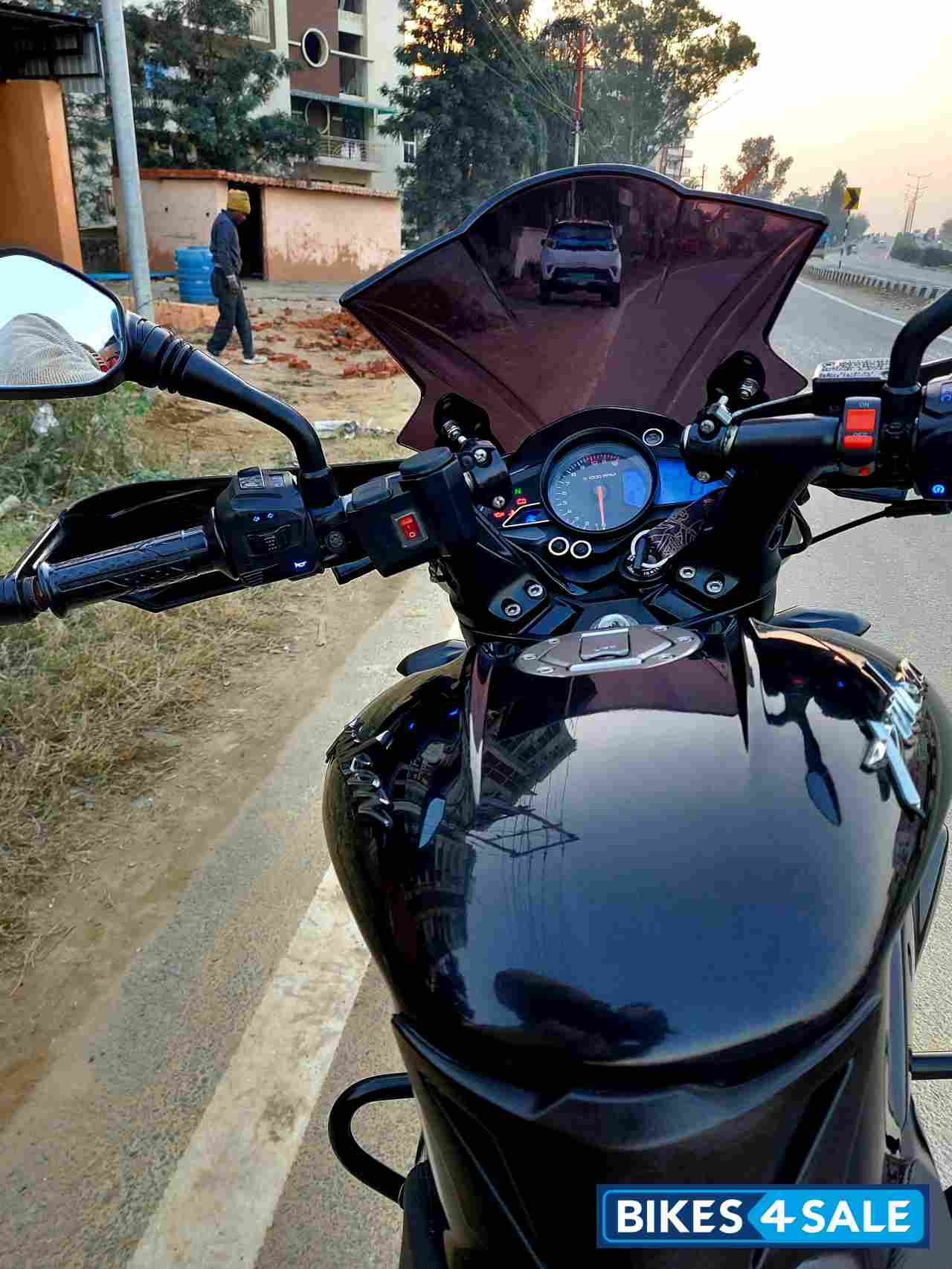 Black Bajaj Pulsar 200 NS ABS