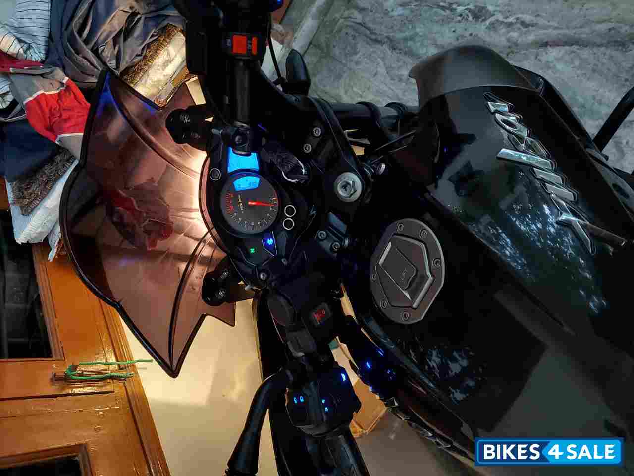 Black Bajaj Pulsar 200 NS ABS