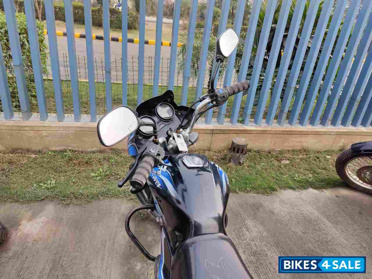 Bajaj Discover 100 DTS-Si