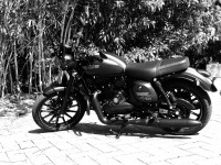 Full Black Jawa forty two BS6