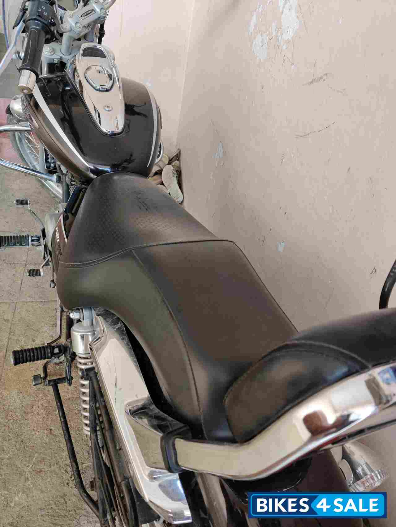 Bajaj Avenger Cruise 220 BS6