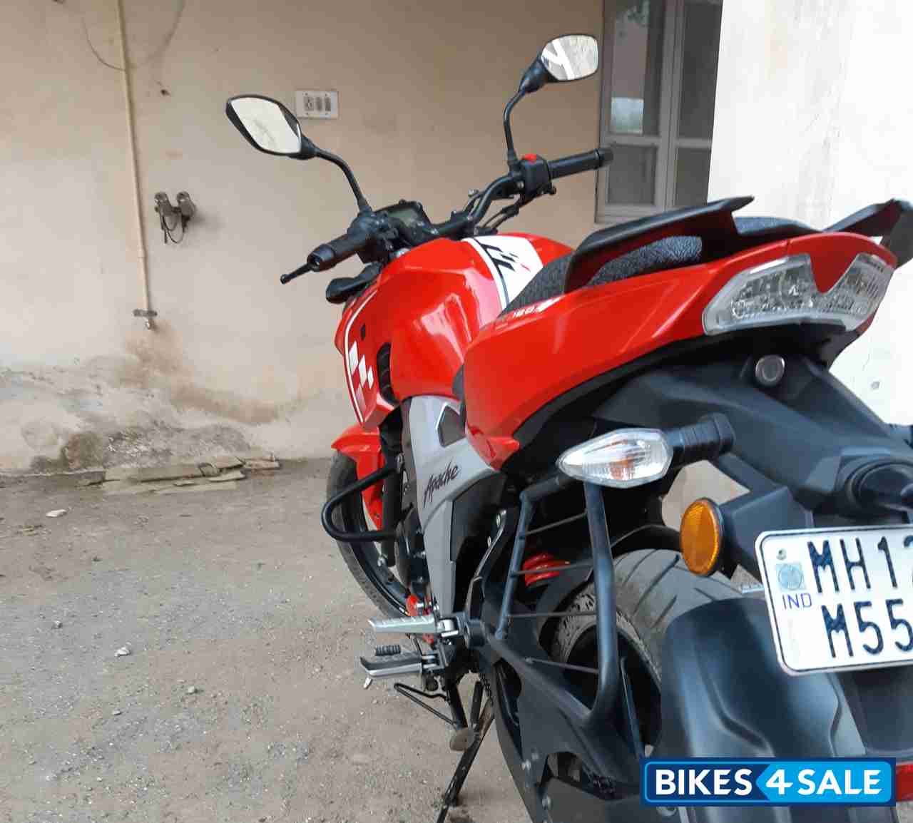Racing Red TVS Apache RTR 160 4V BS6