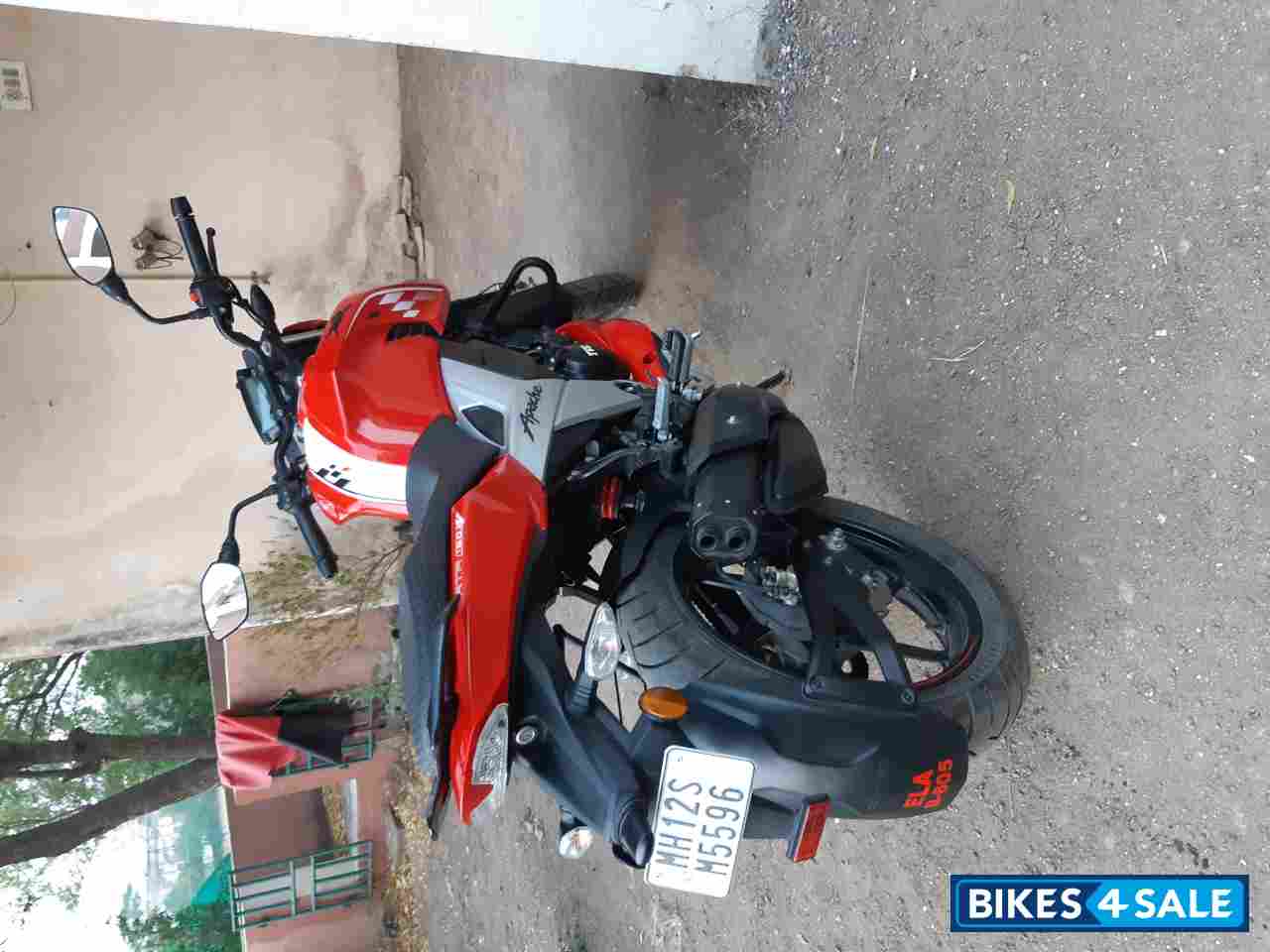 Racing Red TVS Apache RTR 160 4V BS6