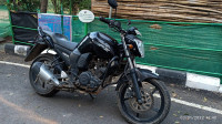 Black Yamaha FZ