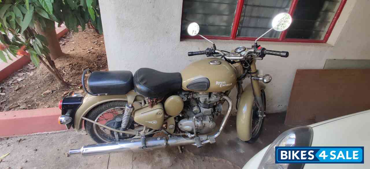 Royal Enfield Classic Desert Storm