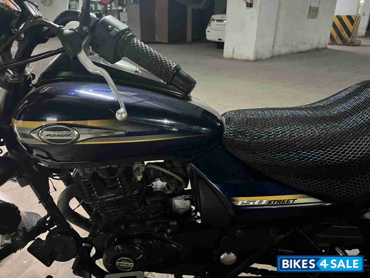 Bajaj Avenger Street 150