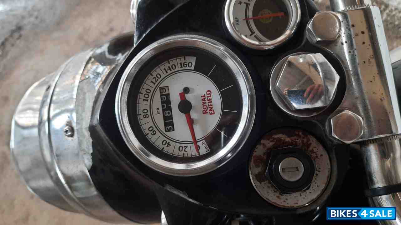 Royal Enfield Classic 350 Royal Enfield Classic 350