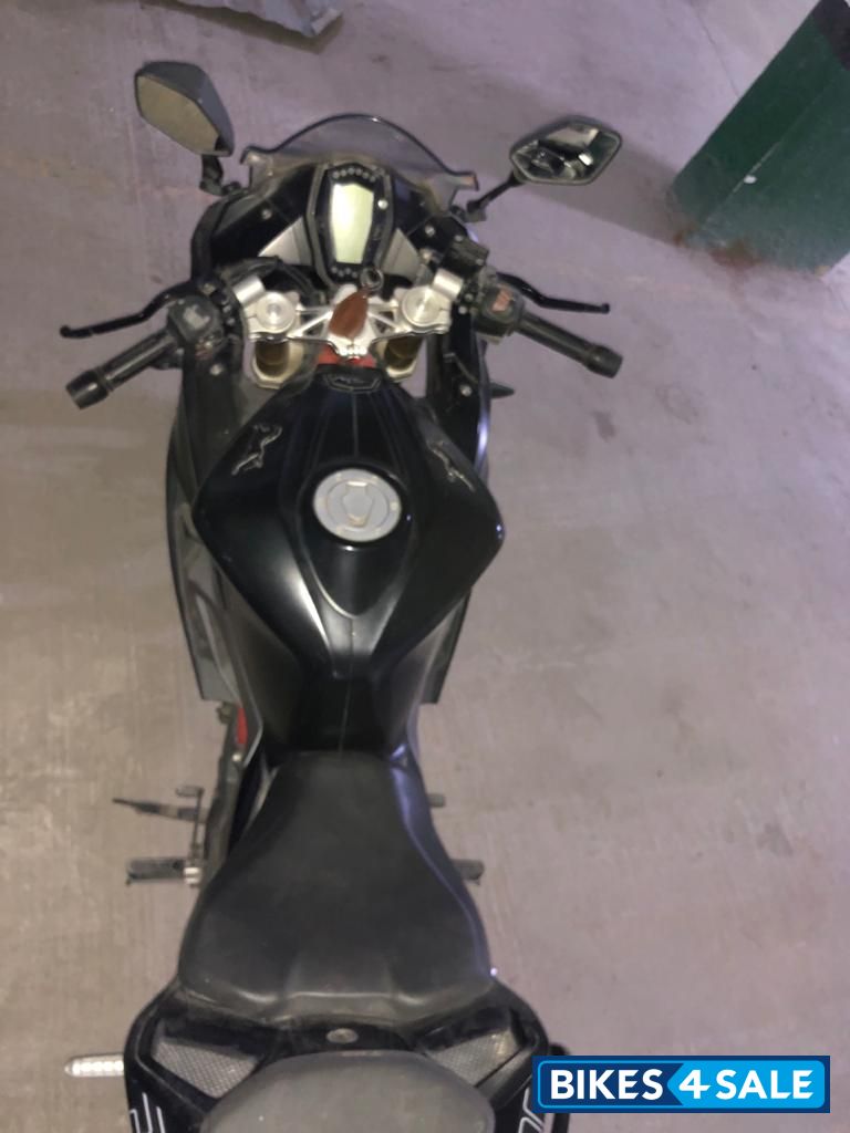 Black TVS Apache RR 310 Black TVS Apache RR 310