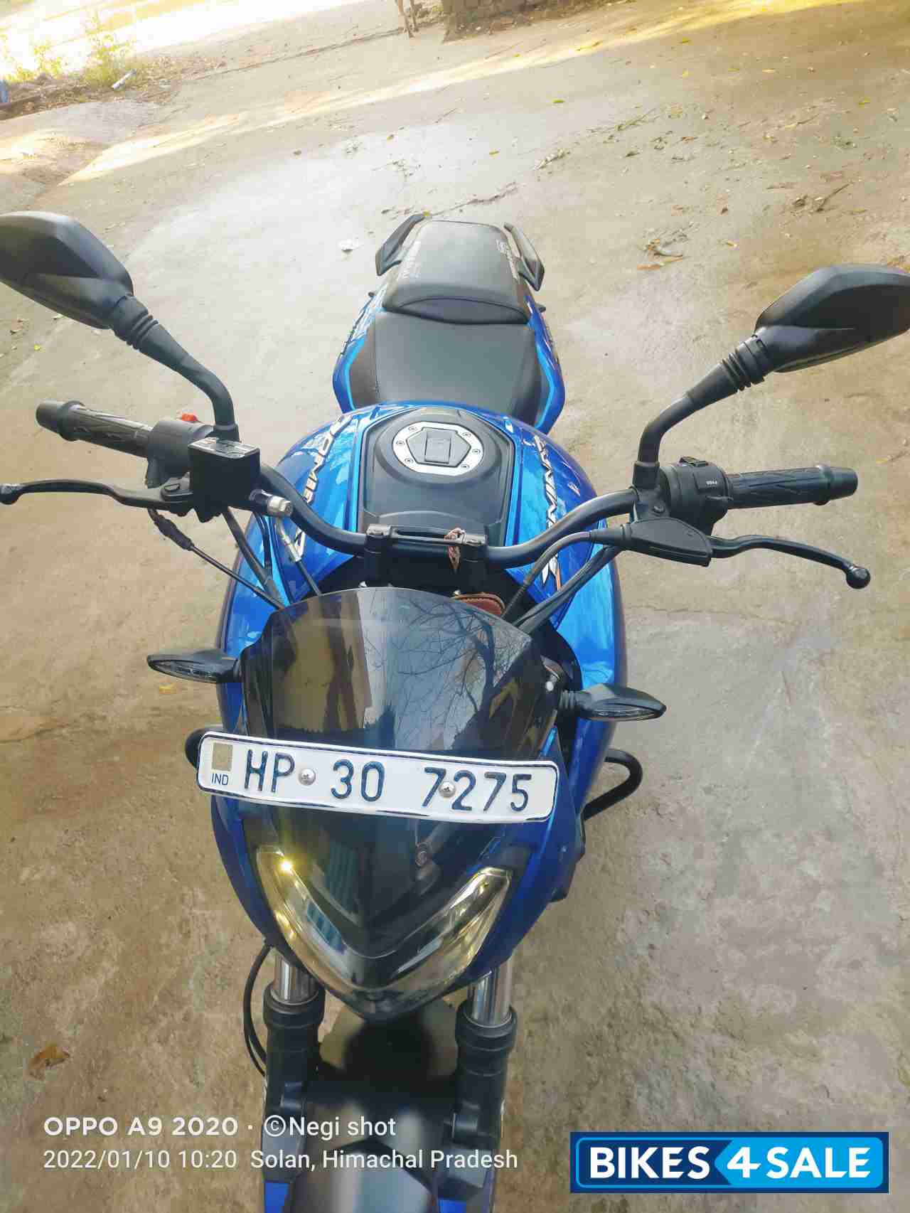 Blue Bajaj Dominar 400 Disc