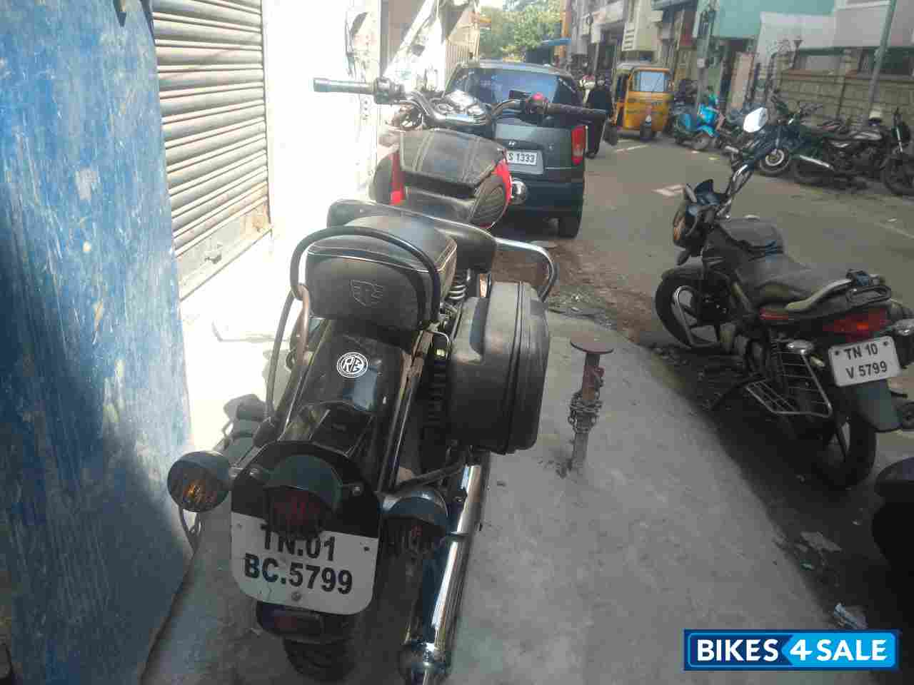 Royal Enfield Classic 350 Redditch Red