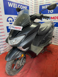 Black Suzuki Burgman Street