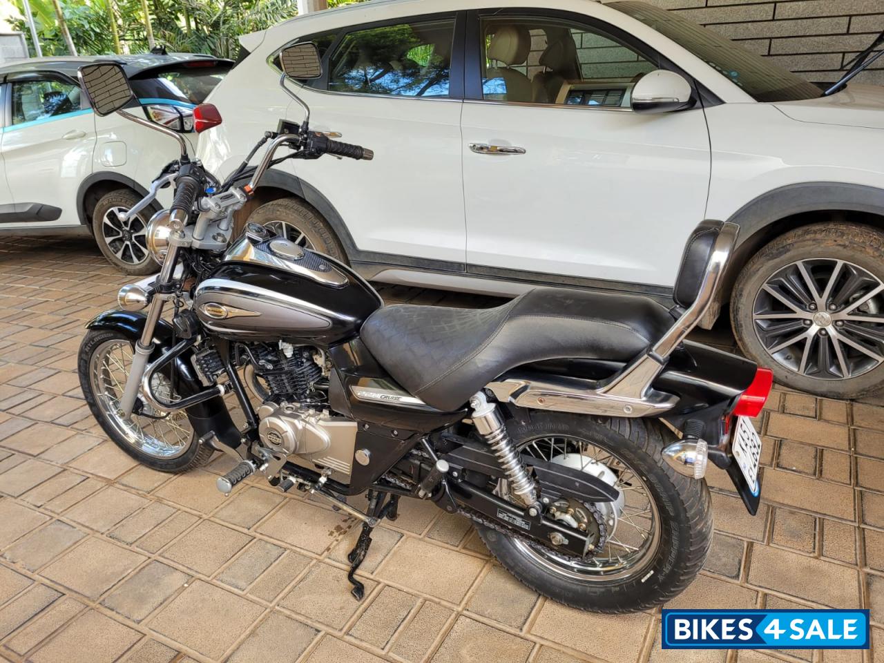 Bajaj Avenger Cruise 220 Bajaj Avenger Cruise 220