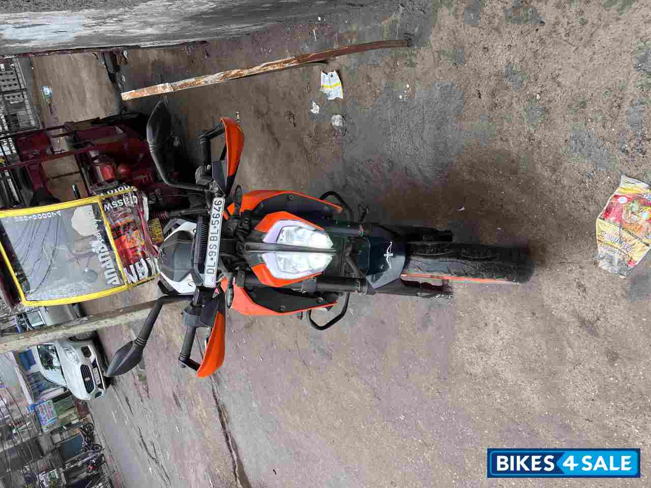 Orange KTM Duke 390