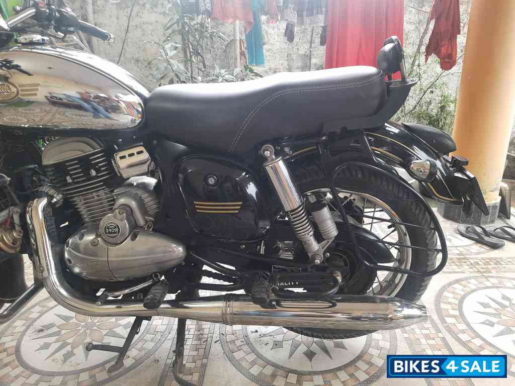 Chrome Black Jawa Jawa BS6