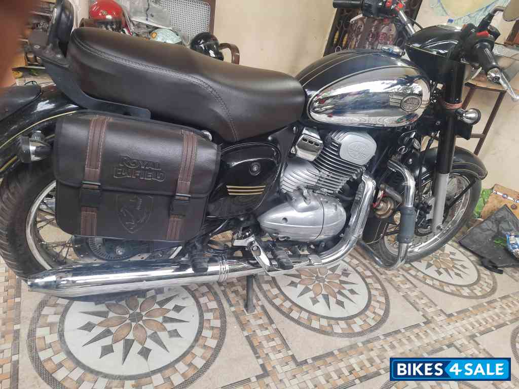 Chrome Black Jawa Jawa BS6