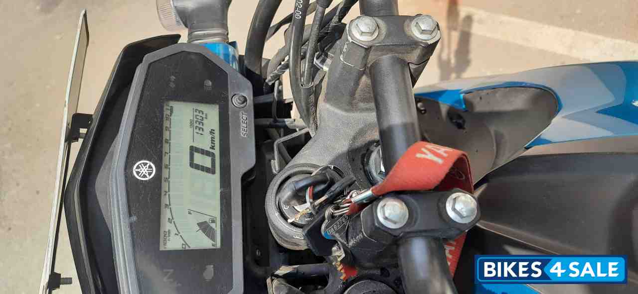 Greenish Yamaha FZ25