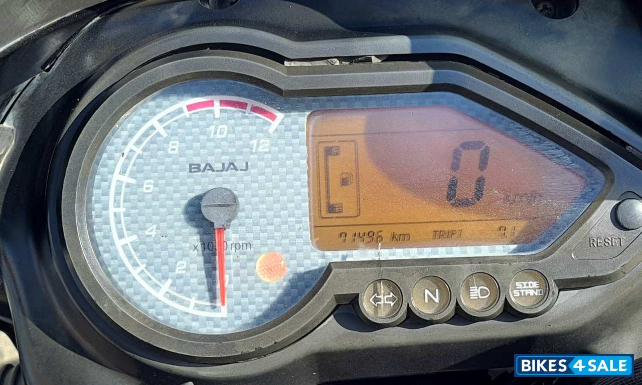 Midnight Black Bajaj Pulsar 150 Midnight Black Bajaj Pulsar 150