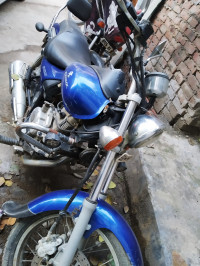 Plasma Blue Bajaj Avenger 220 DTS-i