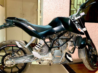 KTM Duke 200