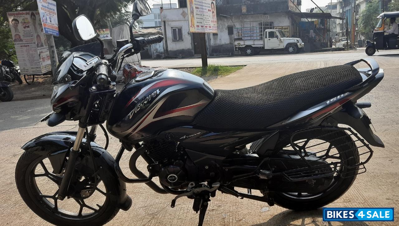 Bajaj Discover 150 S