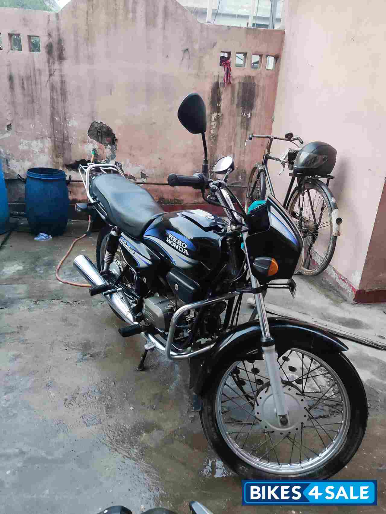 Black Hero Splendor Plus