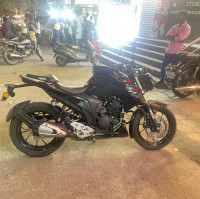 Black Yamaha FZ 25 BS6