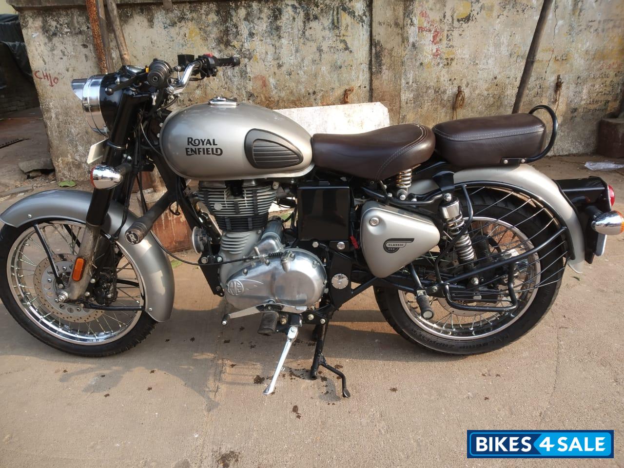 Royal Enfield Classic Gunmetal Grey