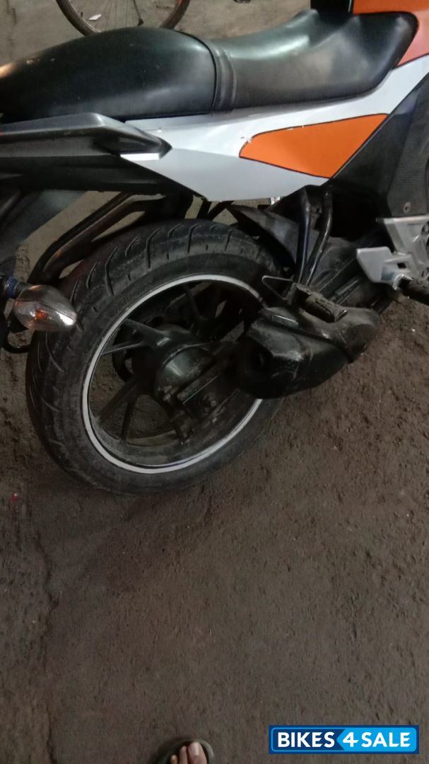 Honda CB Hornet 160R