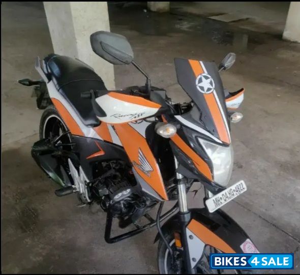 Honda CB Hornet 160R