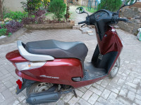 Maroon Honda Aviator
