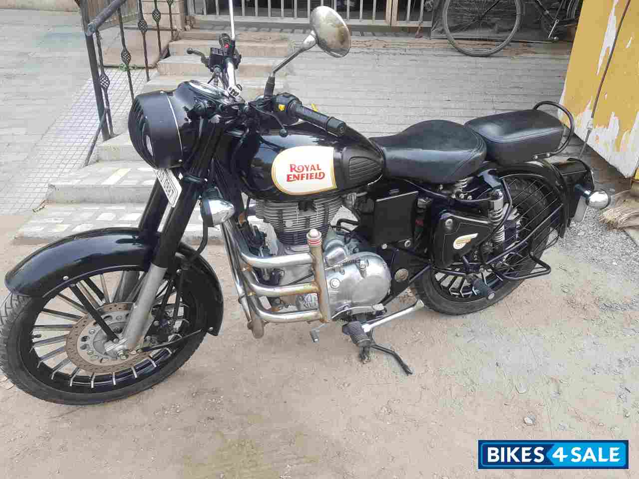 Royal Enfield Classic 350 Royal Enfield Classic 350
