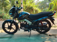 Black Mahindra Centuro