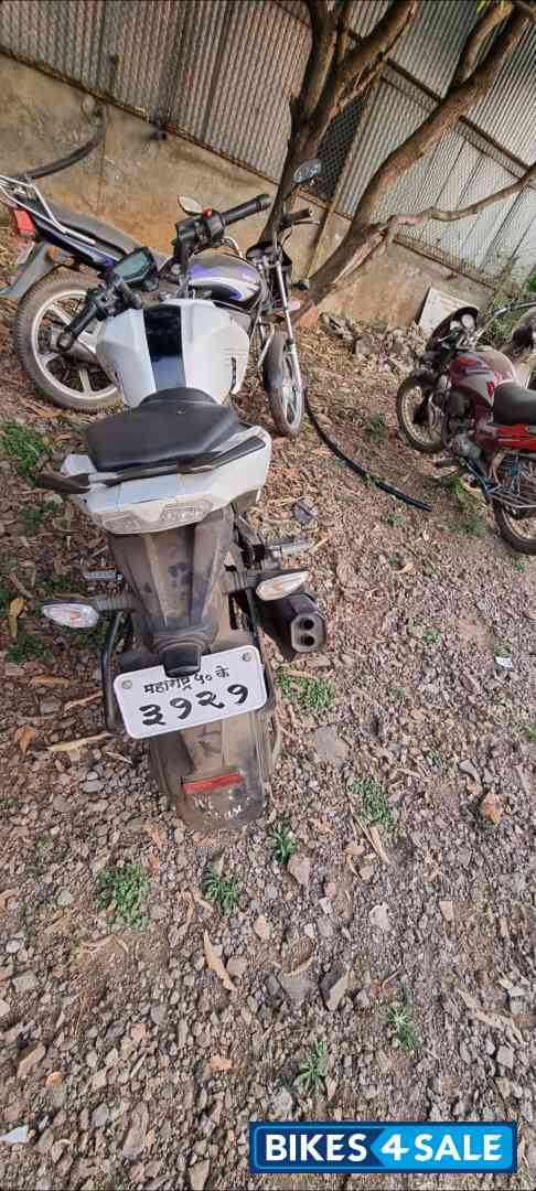 TVS Apache RTR 200 4V