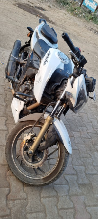 TVS Apache RTR 200 4V
