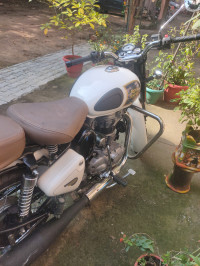 Royal Enfield Classic 350