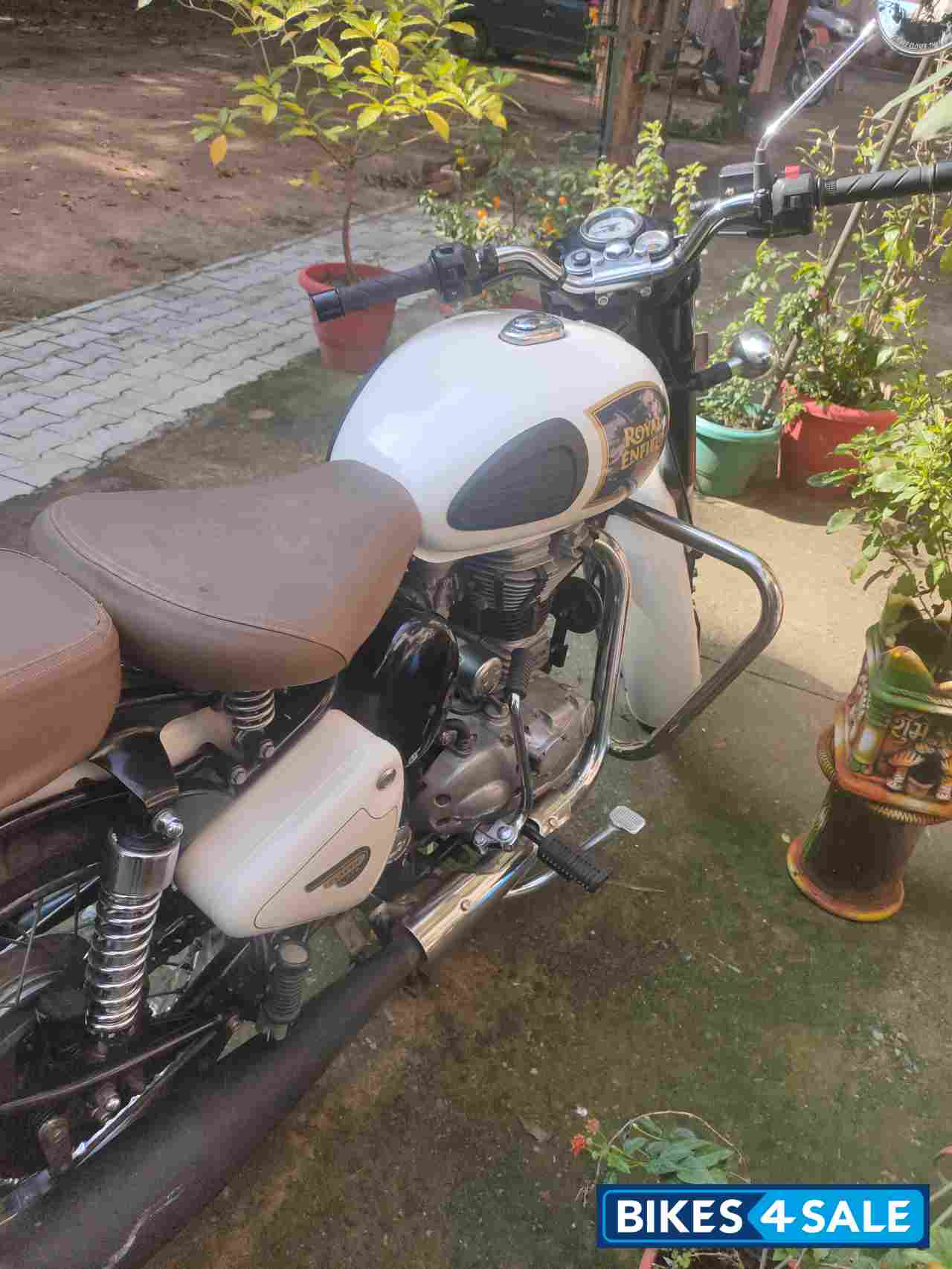 Royal Enfield Classic 350 Royal Enfield Classic 350