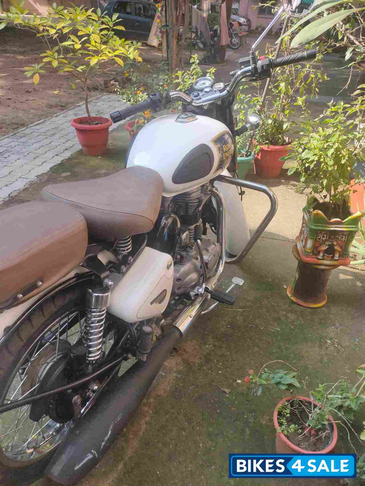 Royal Enfield Classic 350 Royal Enfield Classic 350