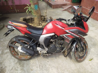 Red Yamaha Fazer FI V2