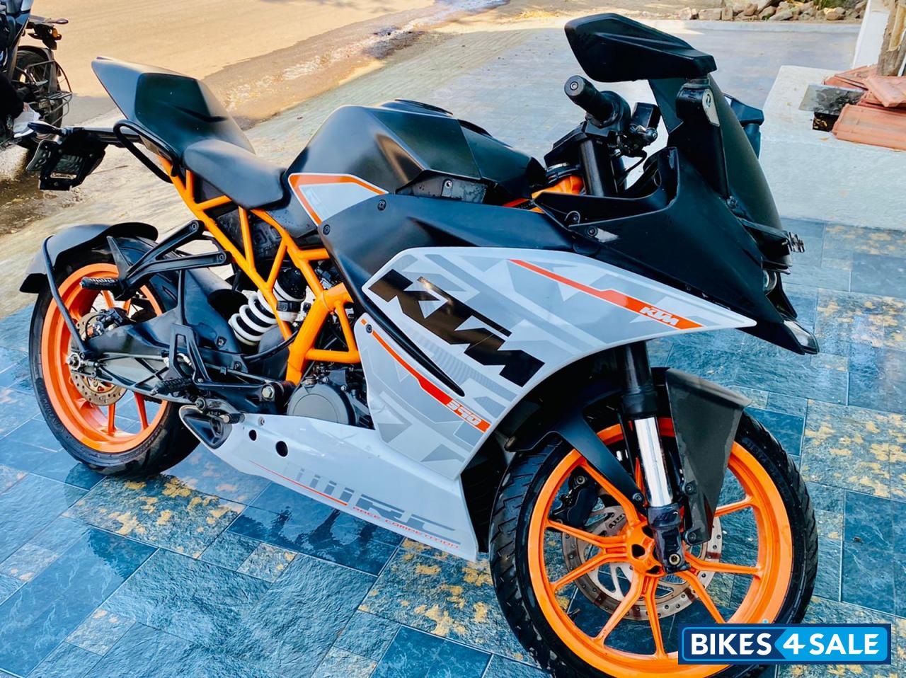 KTM RC 390