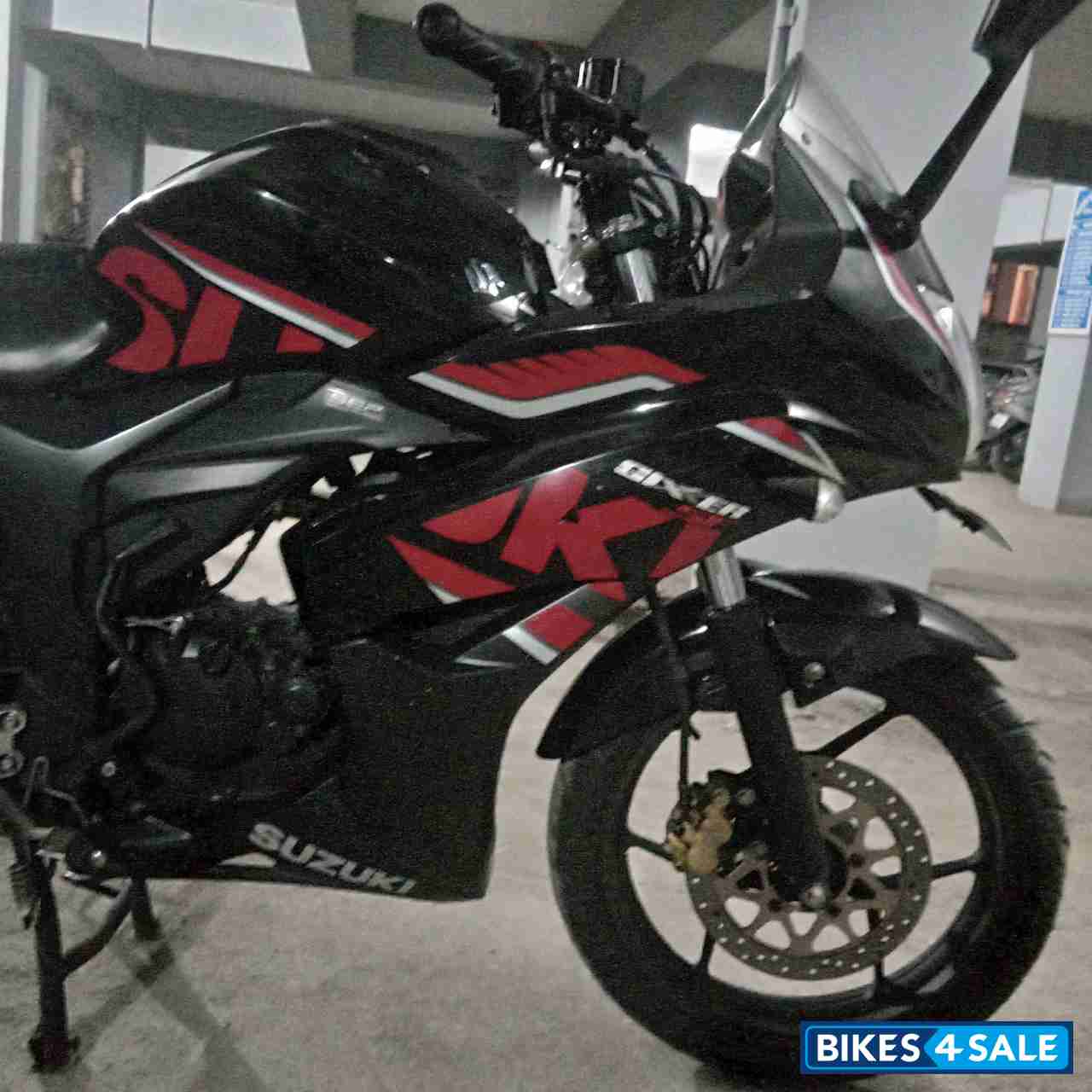 Black Suzuki Gixxer SF Moto GP