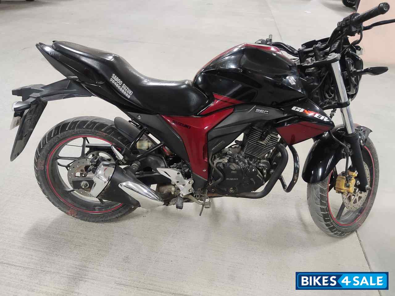 Red And Black Suzuki Gixxer 150