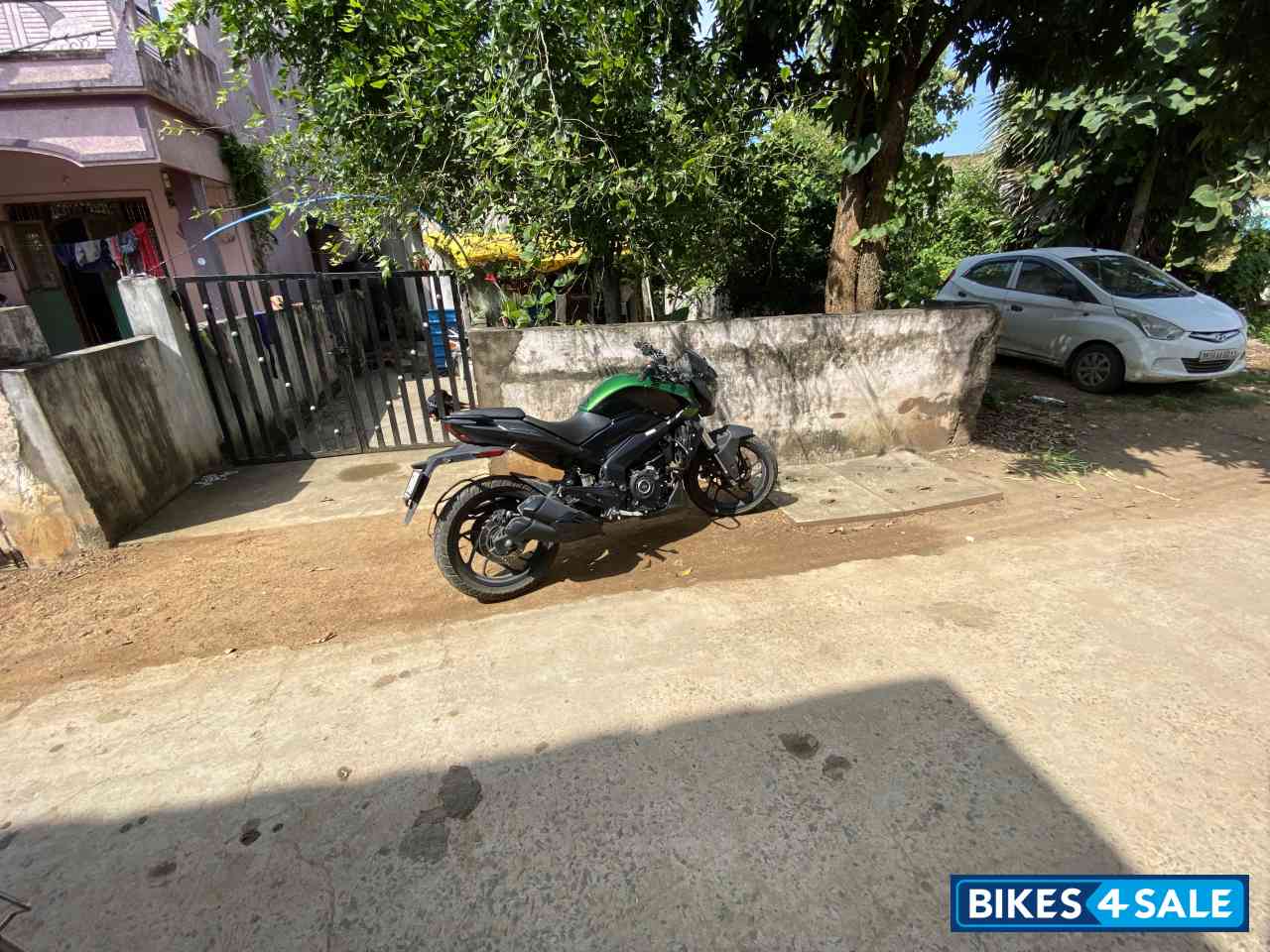 Bajaj Dominar 250
