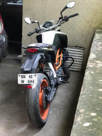 White KTM Duke 390