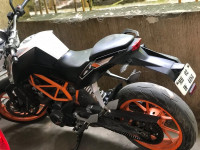 White KTM Duke 390