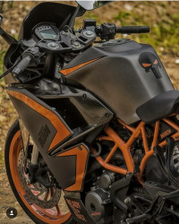 Black And Orange KTM RC 200