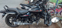 Bajaj Avenger Street 220