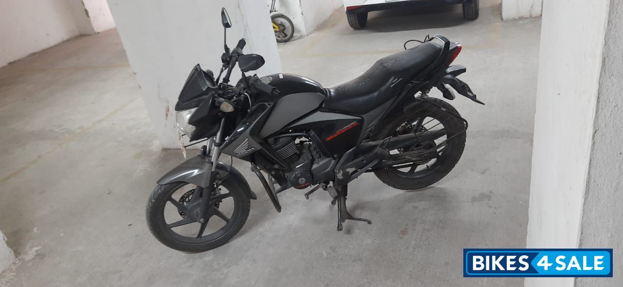 Black & Silver Honda Unicorn Dazzler